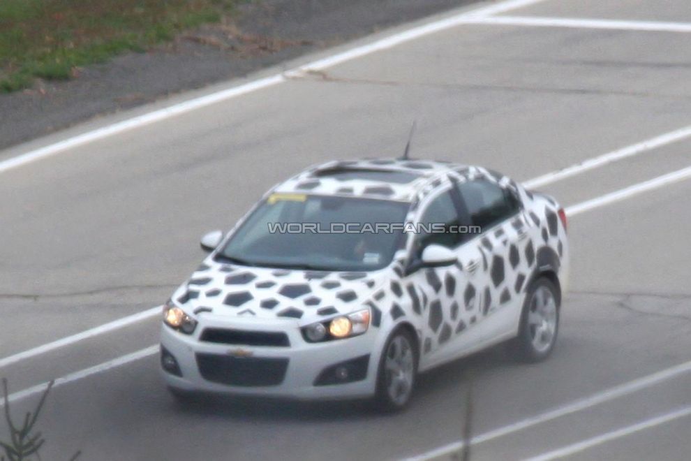 Nowy Chevrolet Aveo sedan 2012 - zdjcie szpiegowskie