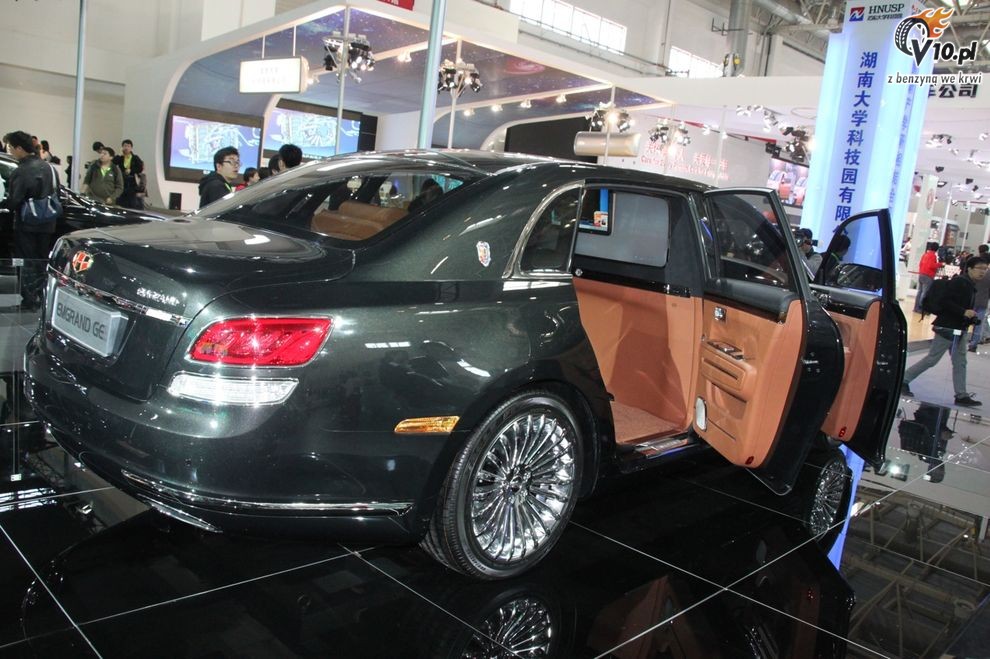 Geely Emgrand GE - Beijing Auto Show 2010