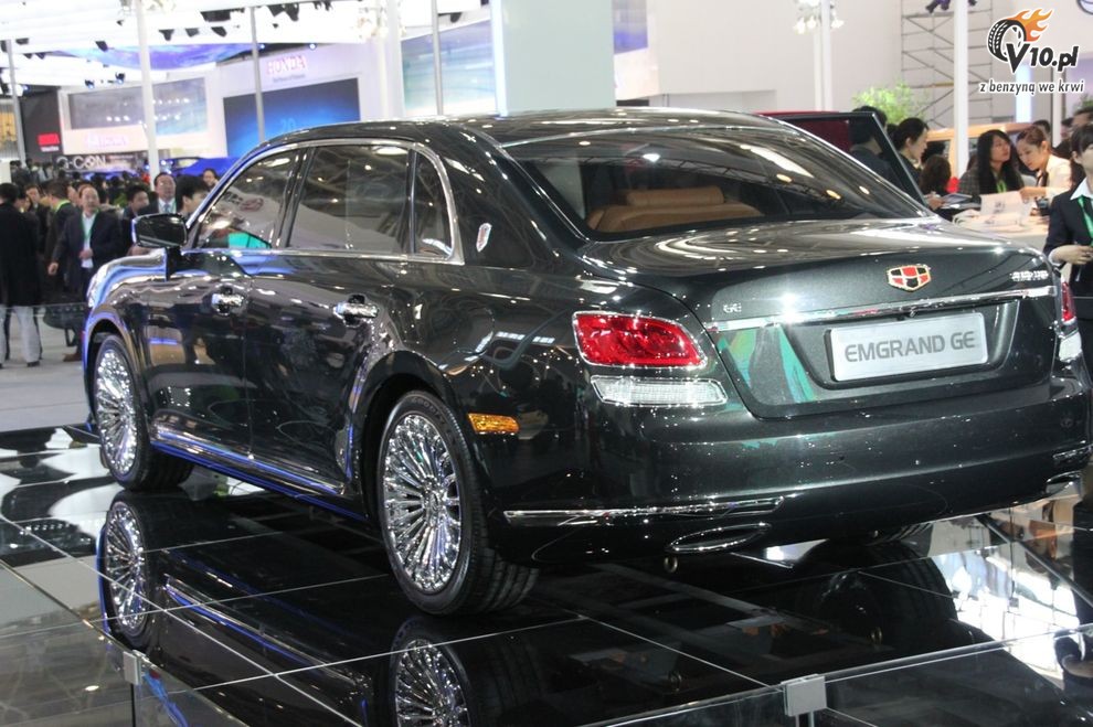 Geely Emgrand GE - Beijing Auto Show 2010