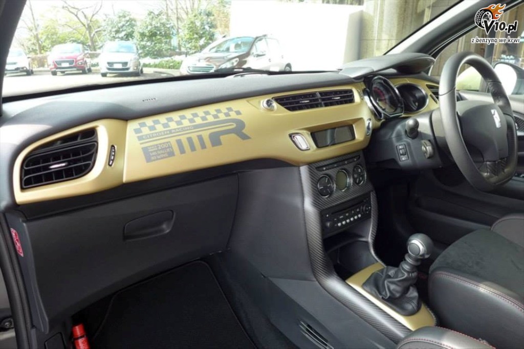 Citroen DS3 Mat Gold Edition