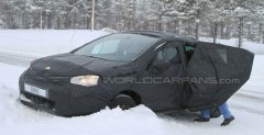 Nowy Citroen DS4 - zdjcie szpiegowskie