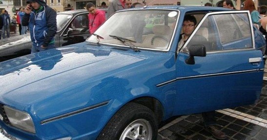 Dacia 2000