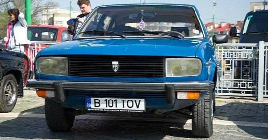 Dacia 2000