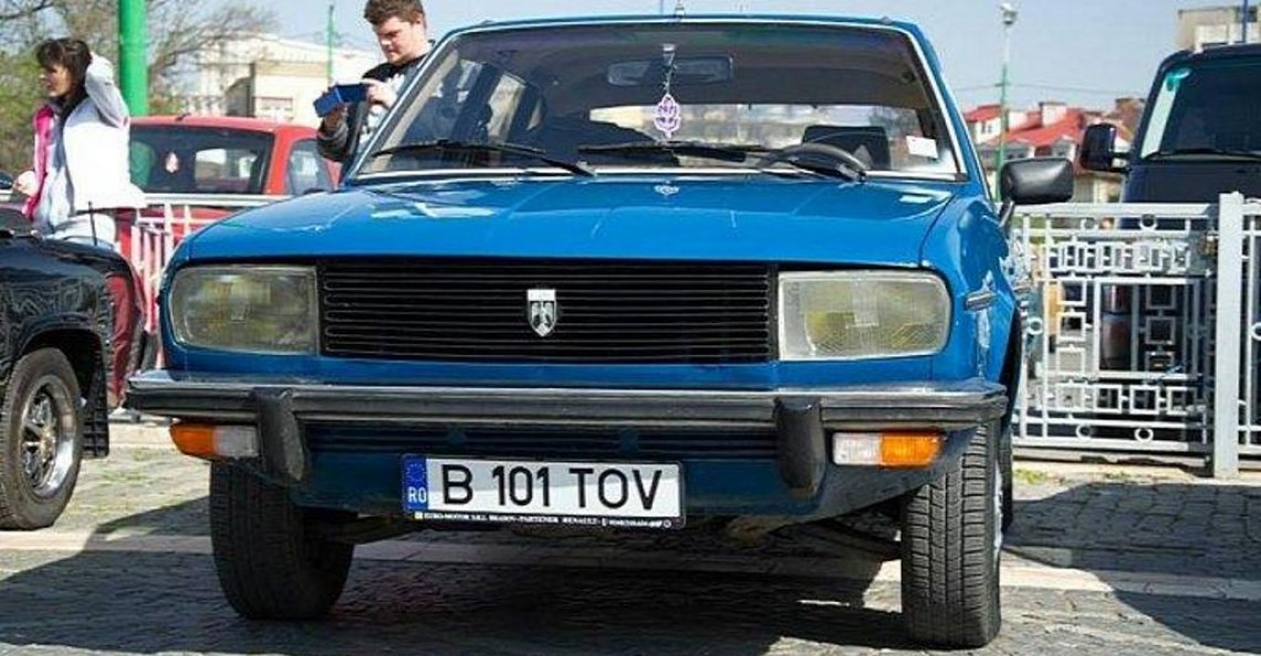 Dacia 2000