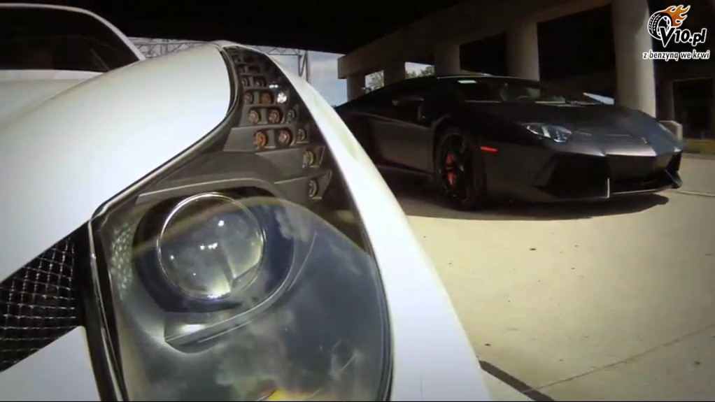Ferrari 458 Italia vs Lamborghini Aventador LP700-4
