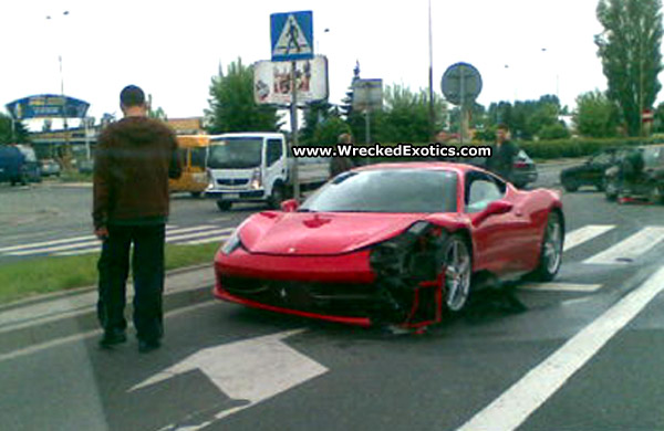 Ferrari 458 Italia rozbite w Polsce