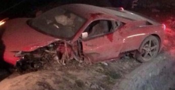 Piłkarz Juventusu rozbił swoje Ferrari 458 Italia