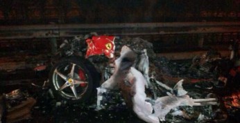 Ferrari 458 Italia zostało rozbite w Chinach. Dwie osoby zginęły