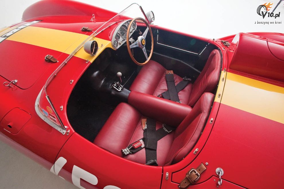 Ferrari 500 TRC Spider