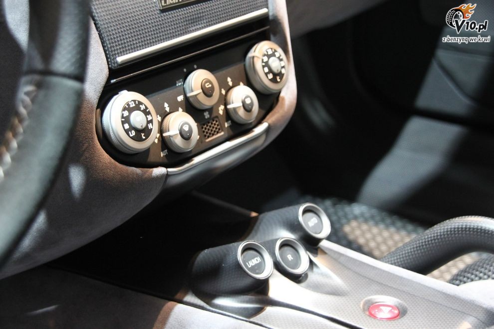 Nowe Ferrari 599 GTO - Beijing Auto Show 2010