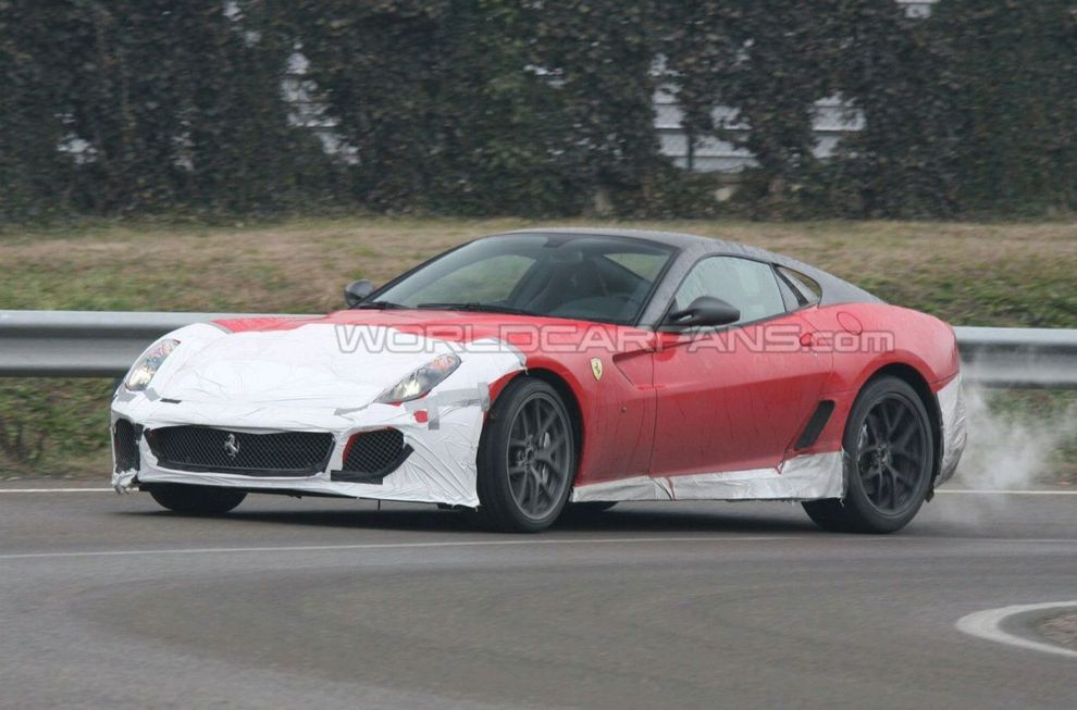 Nowe Ferrari 599 GTO - zdjcie szpiegowskie