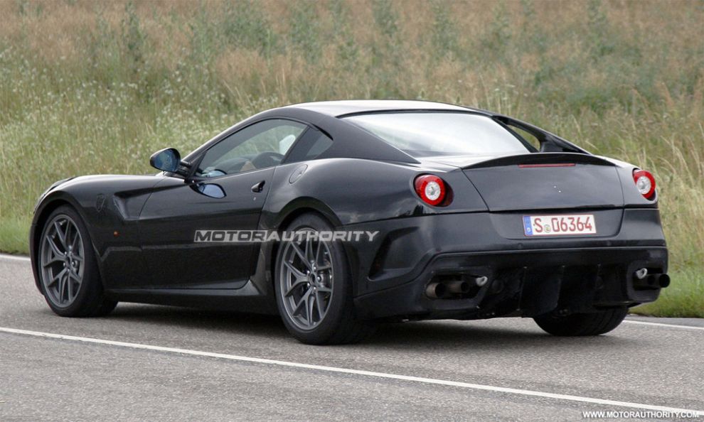 Nastpca Ferrari 599 na zdjciach szpiegowskich