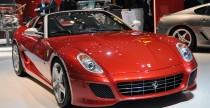 Ferrari 599 SA Aperta na targach w Paryu 2010