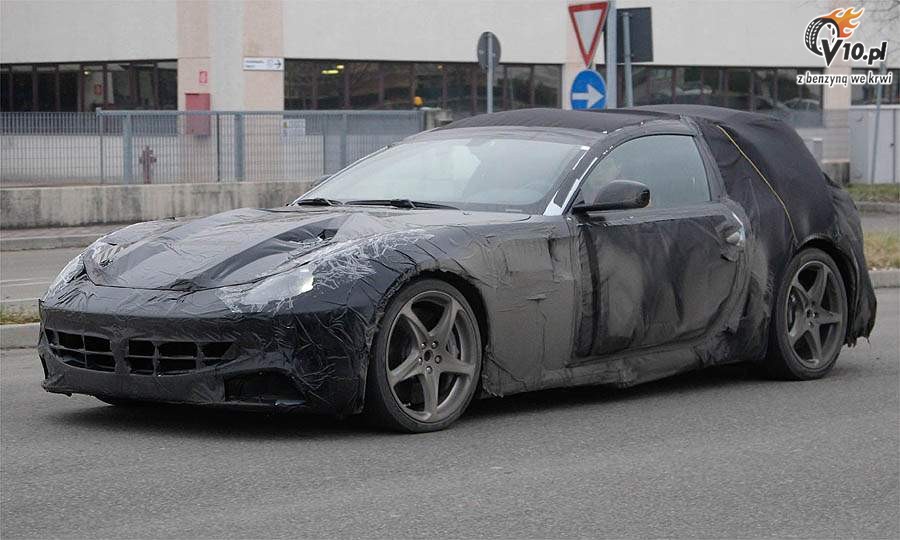Ferrari 612 Scaglietti w tzw. shooting brake na fotografiach szpiegowskich