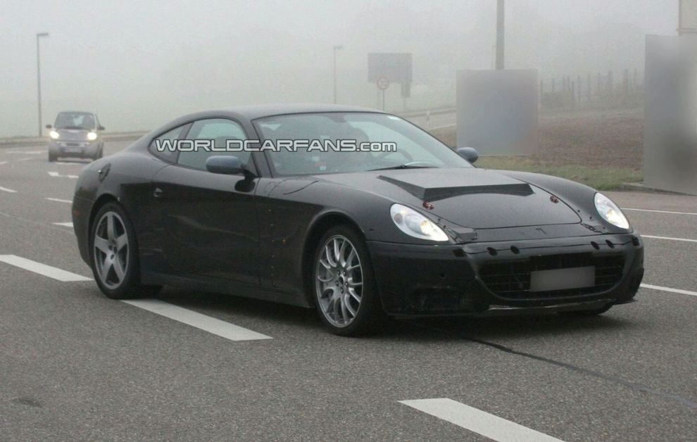 Nowe Ferrari 612 Scaglietti 2011 - zdjcie szpiegowskie