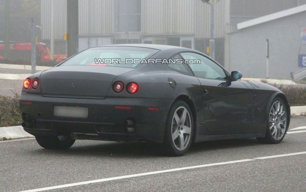 Nowe Ferrari 612 Scaglietti 2011 - zdjcie szpiegowskie