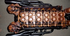 Drewniany silnik V12 Ferrari
