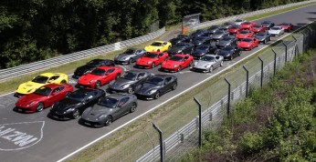 40 sztuk Ferrari F12 Berlinetta spotkało się na Nurburgringu