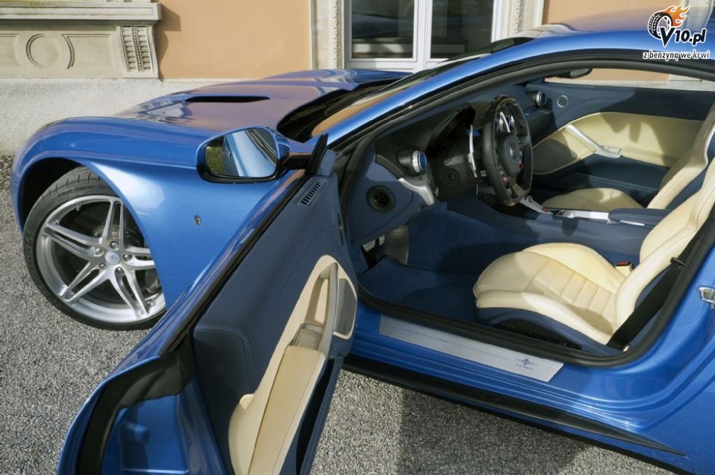 Ferrari F12 Berlinetta Lusso Touring Superleggera