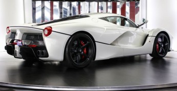 LaFerrari wzywane do serwisu