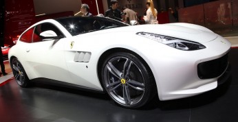 Ferrari GTC4 Lusso błyszczy w Genewie