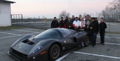 Wideo: Ferrari P4/5 Competizione postawio pierwsze kroki na torze