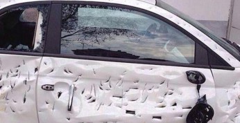 Fiat 500 został całkowicie zniszczony przez niezadowolonego...