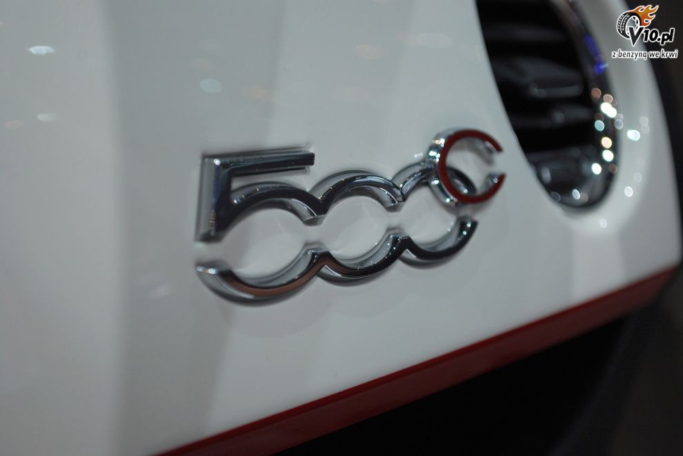 Nowy Fiat Abarth 500C - Geneva Motor Show 2010