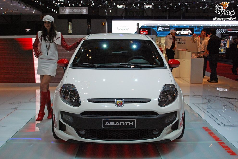 Nowy Fiat Abarth Punto Evo - Geneva Motor Show 2010