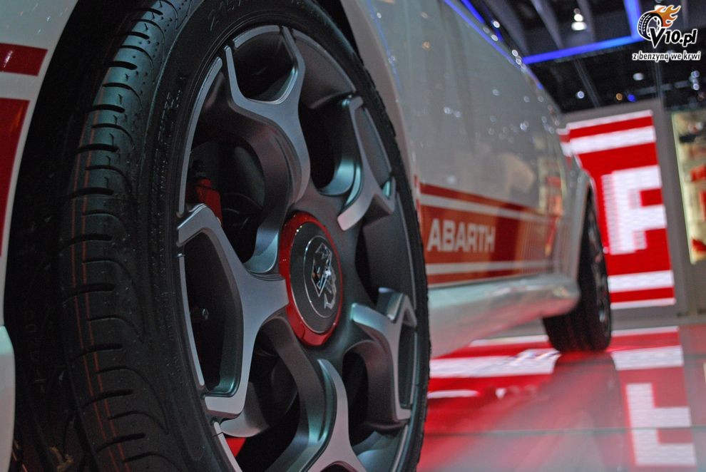 Nowy Fiat Abarth Punto Evo - Geneva Motor Show 2010
