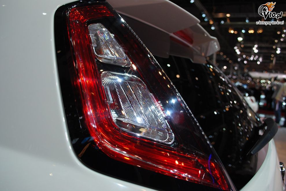 Nowy Fiat Abarth Punto Evo - Geneva Motor Show 2010