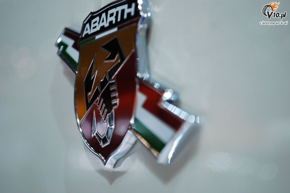Nowy Fiat Abarth Punto Evo - Geneva Motor Show 2010