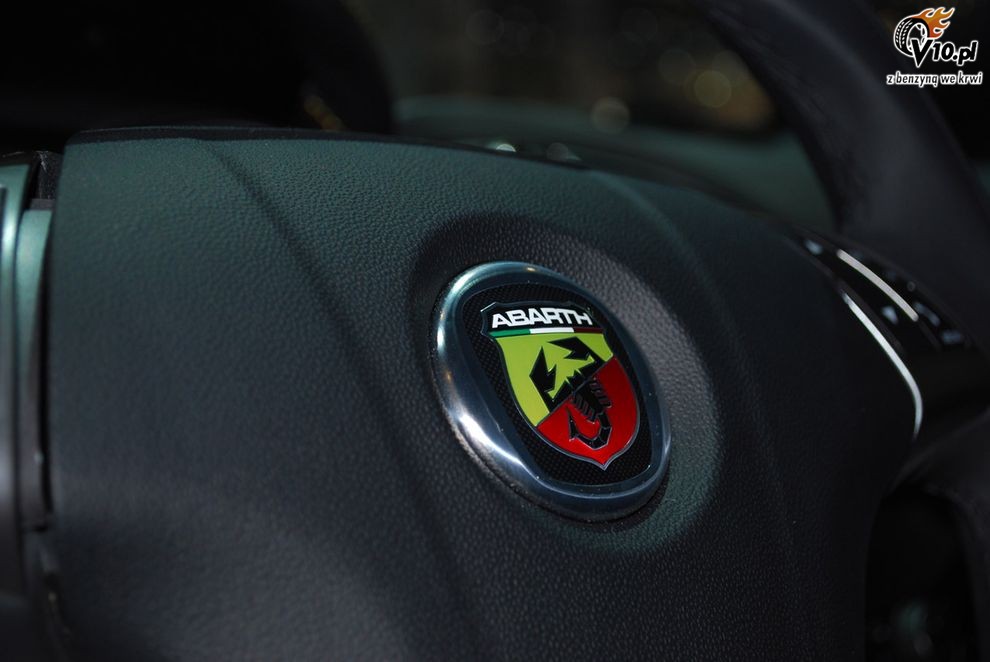 Nowy Fiat Abarth Punto Evo - Geneva Motor Show 2010