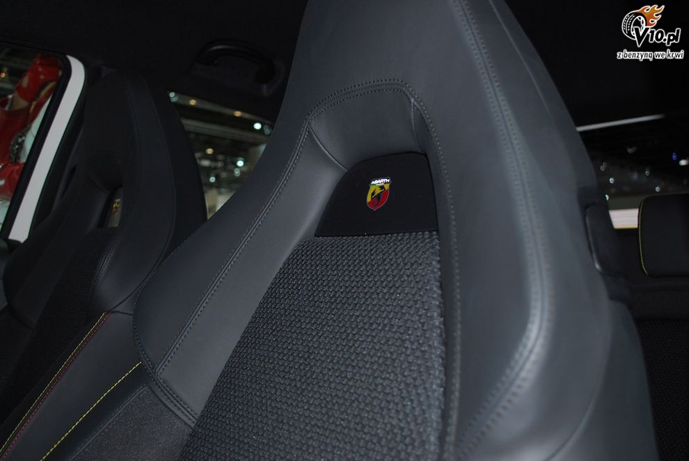 Nowy Fiat Abarth Punto Evo - Geneva Motor Show 2010