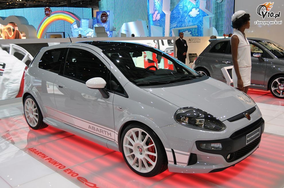 Nowy Fiat Abarth Punto Evo esseesse - Paris Motor Show 2010