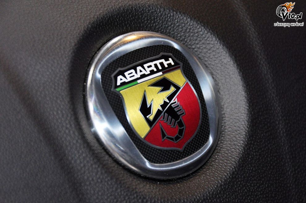 Nowy Fiat Abarth Punto Evo esseesse - Paris Motor Show 2010