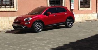 Fiat 500X na pierwszej fotografii
