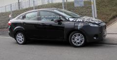 Ford Fiesta Sedan