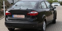 Ford Fiesta Sedan