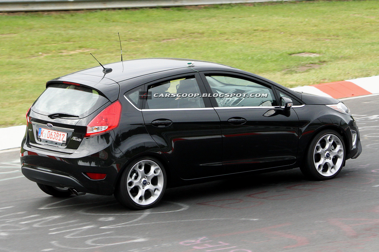 Ford Fiesta ST w odmianie 5 - drzwiowej - zdjcia szpiegowskie