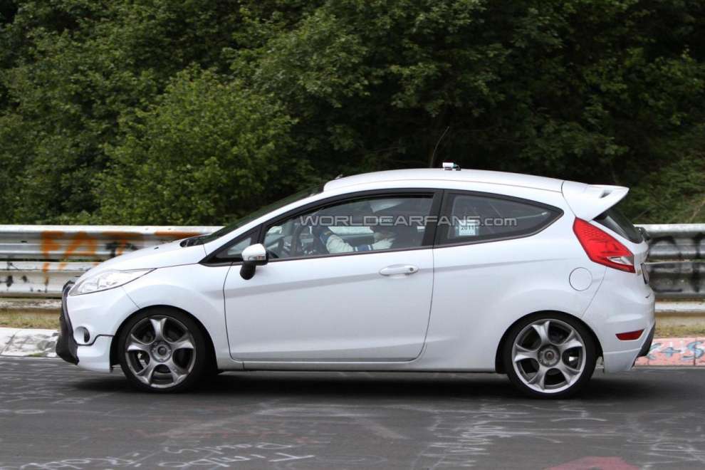 Ford Fiesta ST - zdjcia szpiegowskie