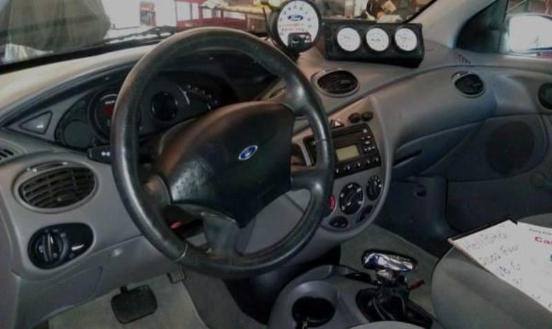Ford Focus V8