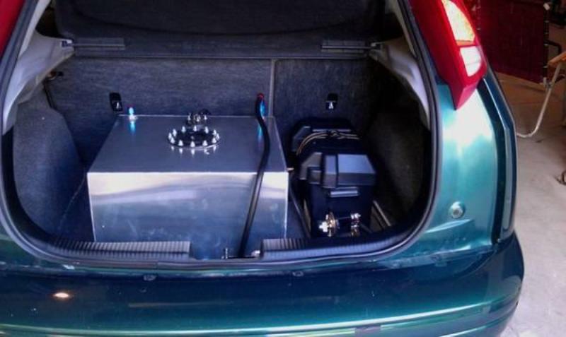 Ford Focus V8