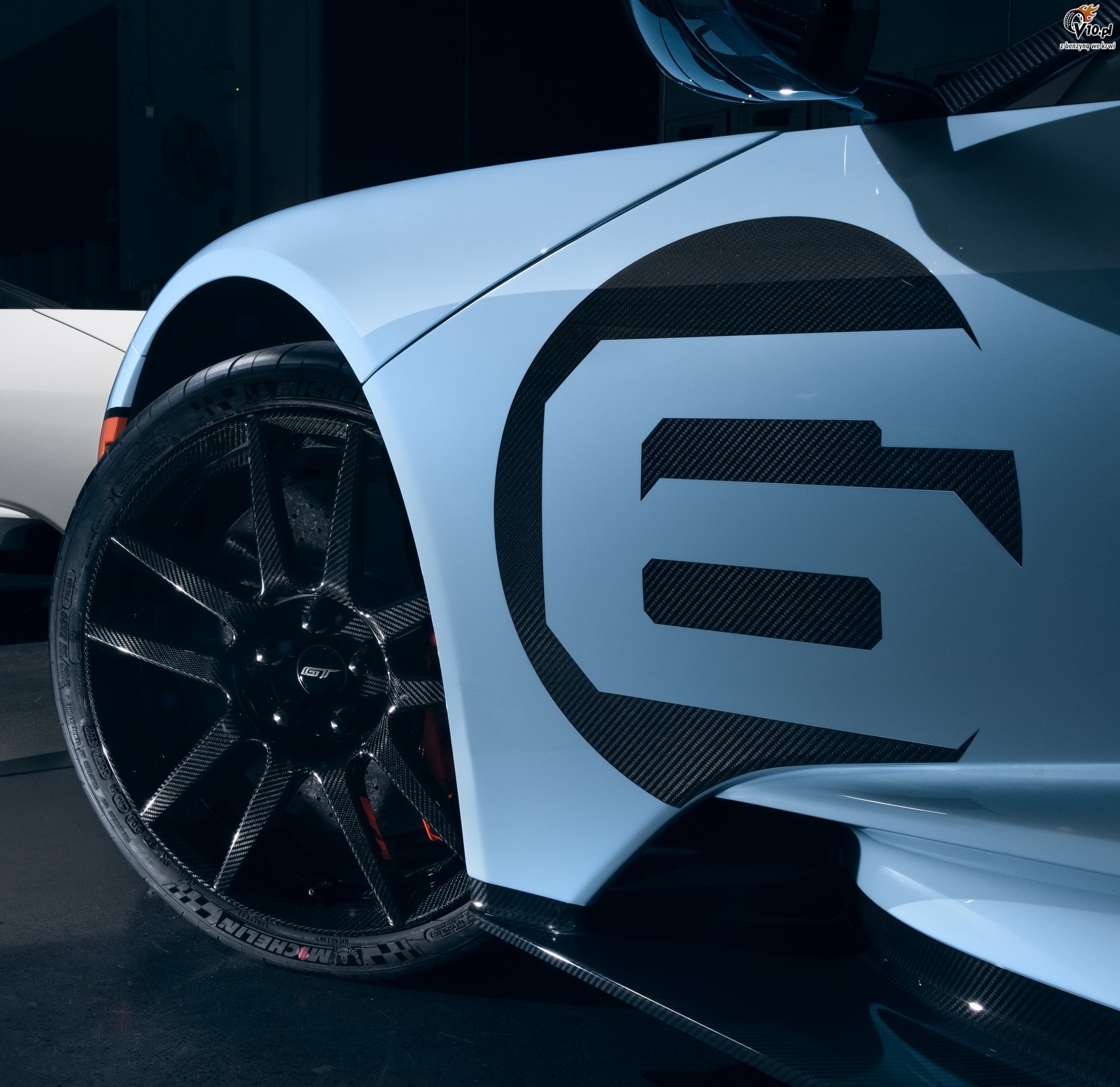 Ford GT