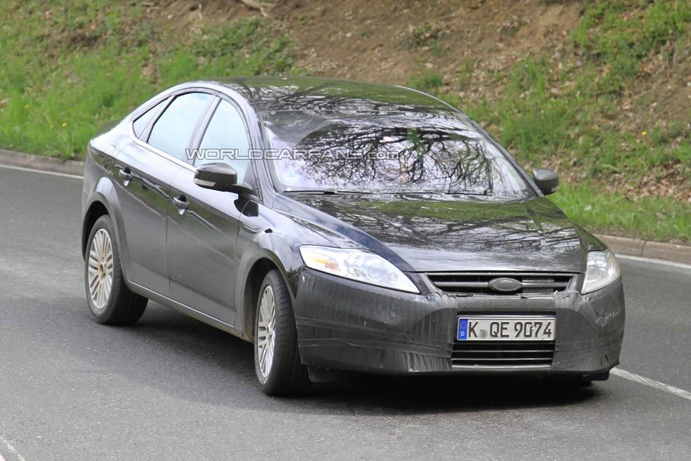 Nowy Ford Mondeo 2010 po face liftingu - zdjcie szpiegowskie