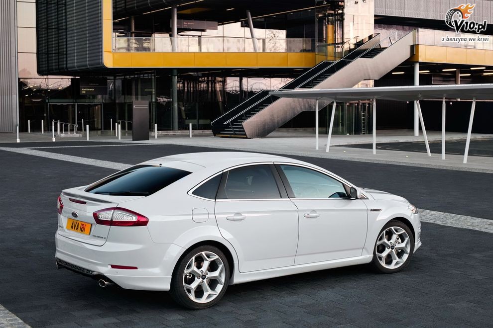 Nowy Ford Mondeo po face liftingu 2010
