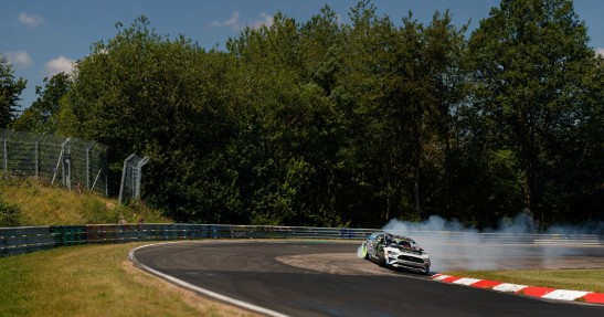 Vaughn Gittin Jr i Ford Mustang RTR