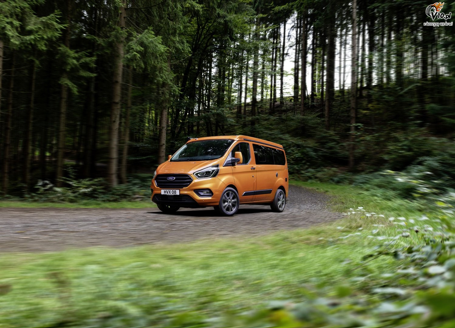 Ford Transit Custom Nugget Camper
