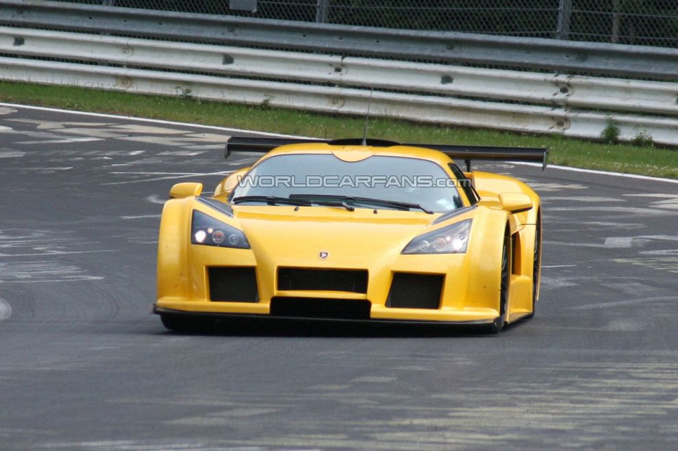 Gumpert Apollo