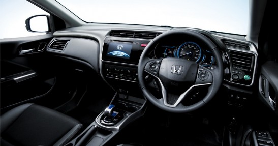 Honda Grace Hybrid